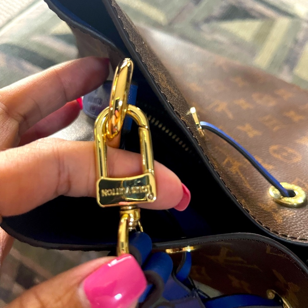 louis-vuitton neonoe Mm